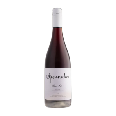 Pinot Noir 2022 - Spinnaker fles op witte achtergrond zonder schaduw